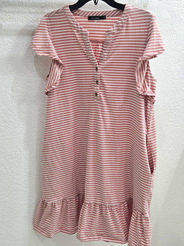 Doe & Rae Pink/White Striped Shift Dress | M | V-Neck Pockets