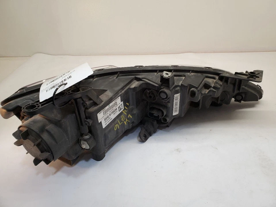 2015 - 2016 CHRYSLER 200 Driver Headlight Sedan Xenon HID   Foto 4 de 4