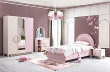 Zestaw do pokoju dziecięcego łóżeczko dziecięce stolik nocny komoda szafa nowoczesna różowa