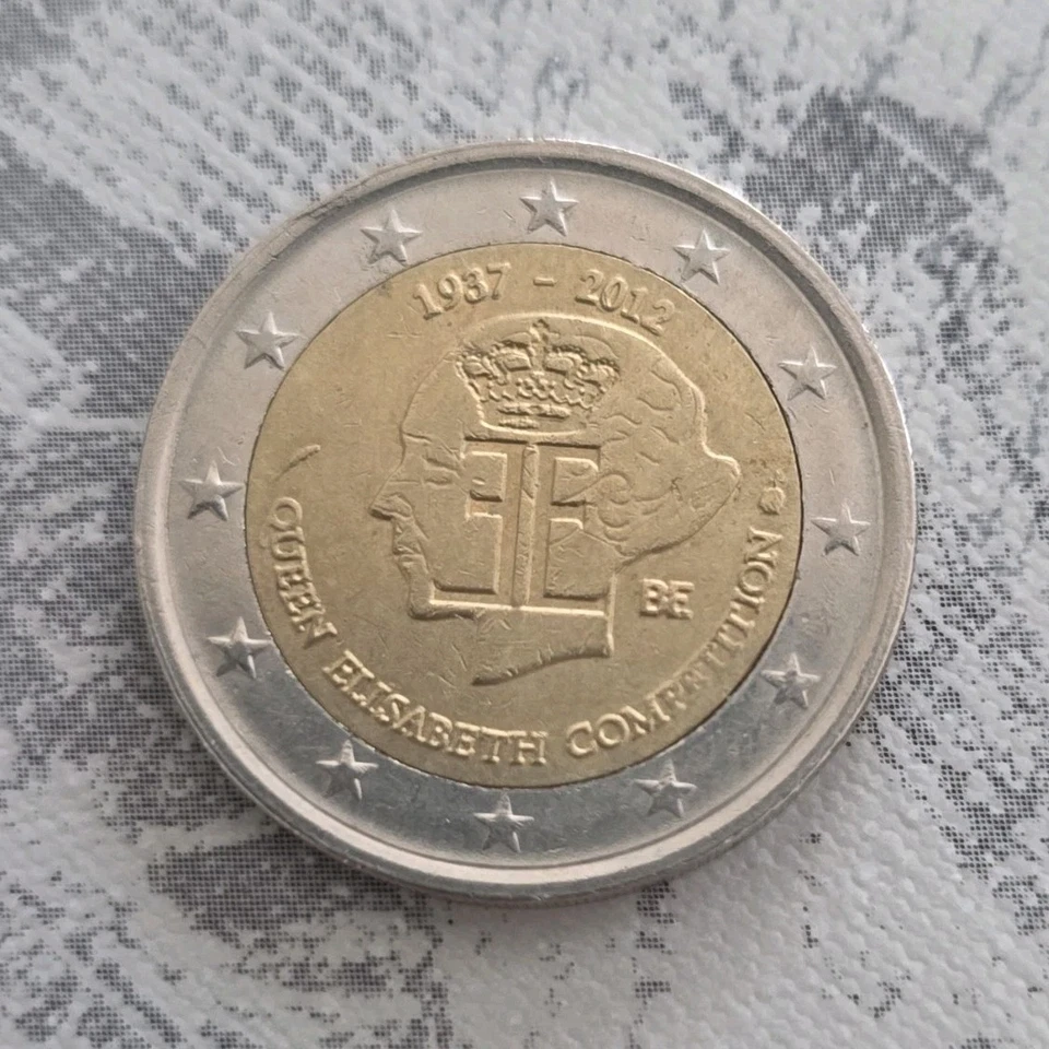 Belgique pièce 2 Euro 2013 « Reine Elizabeth I » 1937-2013 valeur faciale 2 Euro - Photo 1/2