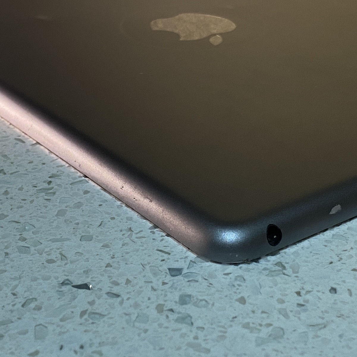 Apple iPad Air 1st Gen 16GB, Wi-Fi, 9.7in - Space Grey Apple iPad Air 1st Gen 16GB, Wi-Fi, 9.7in - Space Grey