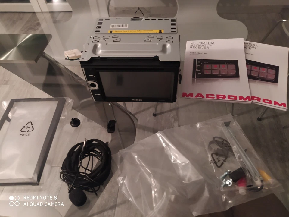 macrom M-DVD4000 Nera Touch screenn display 6.2 (800x400) Multi media player - Immagine 3 di 4