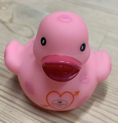 Hastings Hotels Sammlung Kiss Me Quack Gummiente Duckie Figur Spielzeug 2 Zoll selten