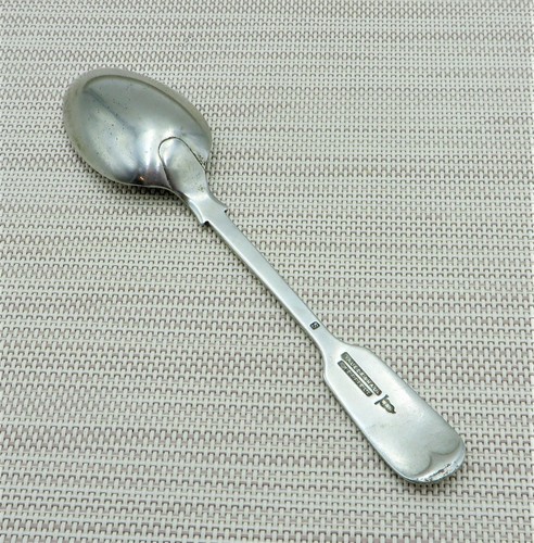 Vintage Walker & Hall Sheffield Silverplate Tea Spoon FIDDLE 5 1/2" - Picture 2 of 3