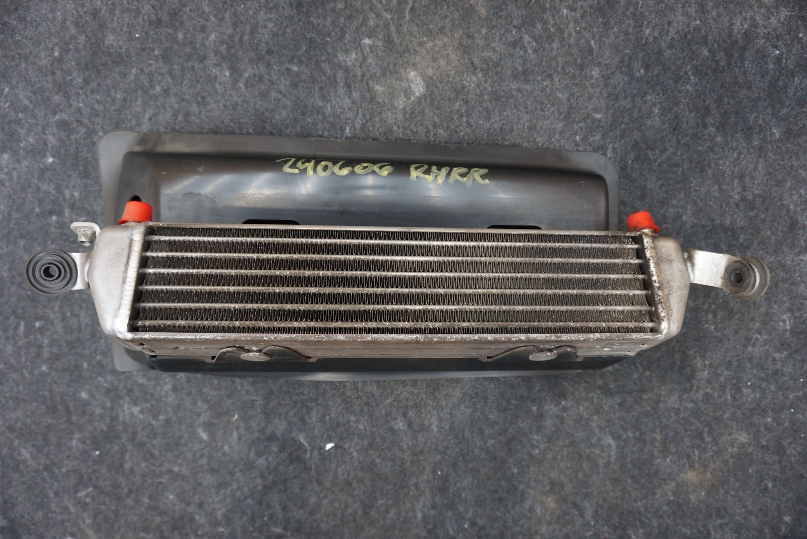 Transmission Oil Cooler Radiator W/ Rear Engine Intake 420317021A Audi R8 08-15