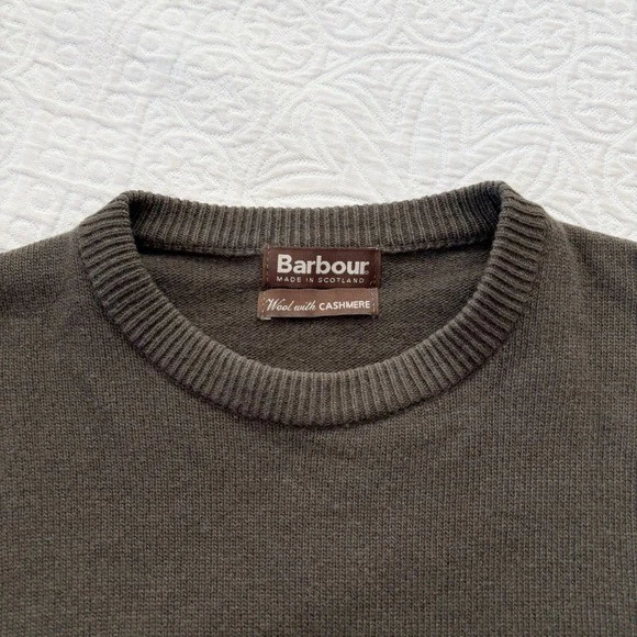 Suéter masculino Barbour gola redonda lã e cashmere (tamanho XL) - Imagem 2 de 4
