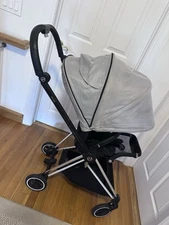 Cybex Platinum Mios Stroller Chrome/Black Frame Manhattan Gray Seat