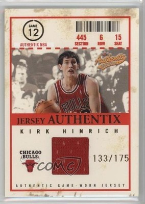 2004-05 Fleer Authentix Jersey Authentix 133/175 Kirk Hinrich #JA-KH 4e8