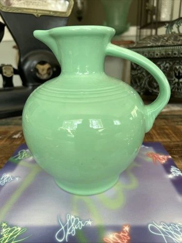 Fiestaware Mist Green Carafe Pitcher Homer Laughlin HLC Fiesta 60 Oz USA