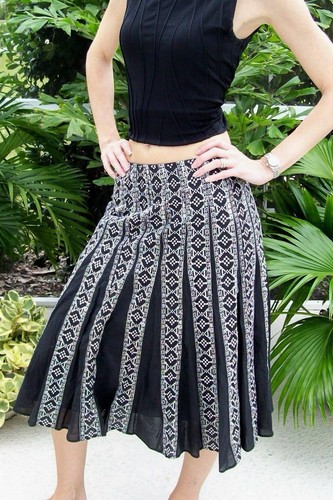 Willi Smith Women’s Black White Embroidered Detail Cotton Lined Skirt Sz 4 Boho - Picture 2 of 14