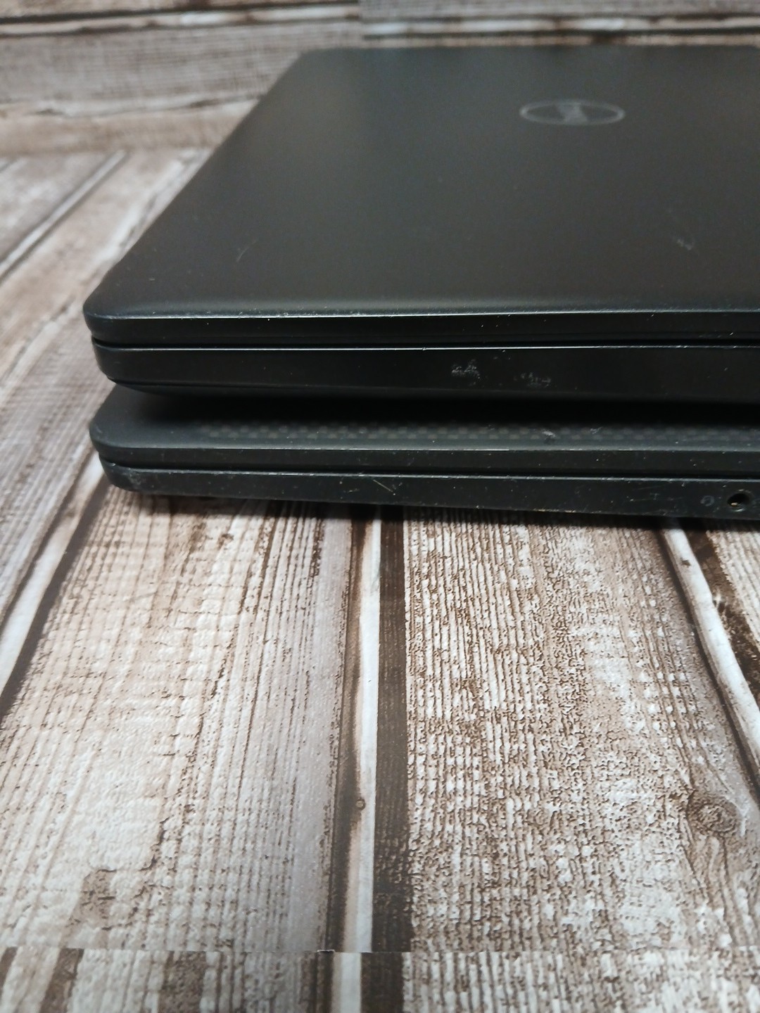 Dell Latitude 5491, 14-Inch Laptop, with Intel Core i7-8850H, 256 GB SSD (Solid State Drive), Windows 11 Pro