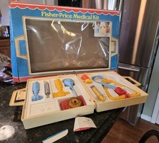 Vintage 1977 Fisher Price Medical Kit 936 Doctor Nurse Kit In DAMAGED BOX