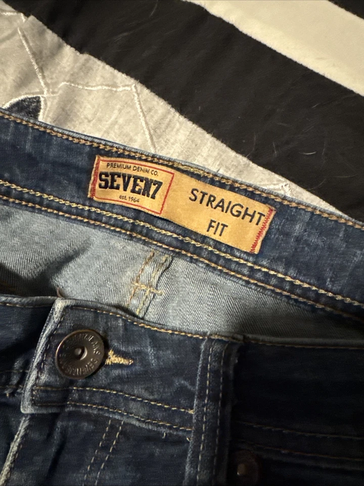 Pantalones de mezclilla para hombre Seven7 Premium Denim Co calce recto 32x30 mezcla de algodón Foto 3 de 4