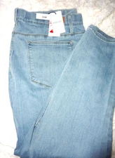 NWT Judy Blue Pull On Skinny Jegging Style Jeans Mid Rise Light Blue 24W PLUS