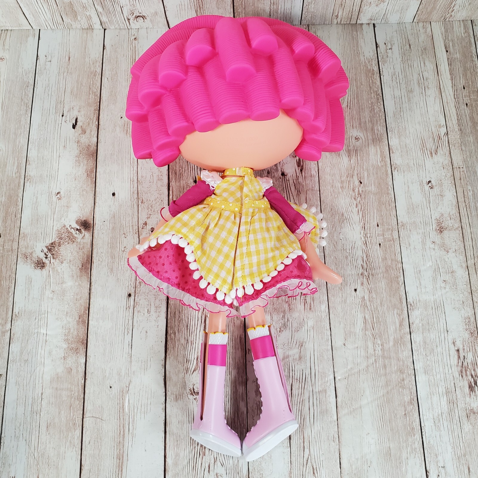 Fantasia Lalaloopsy Crumbs Sugar Cookie Pop Amarela e Rosa Sulamericana