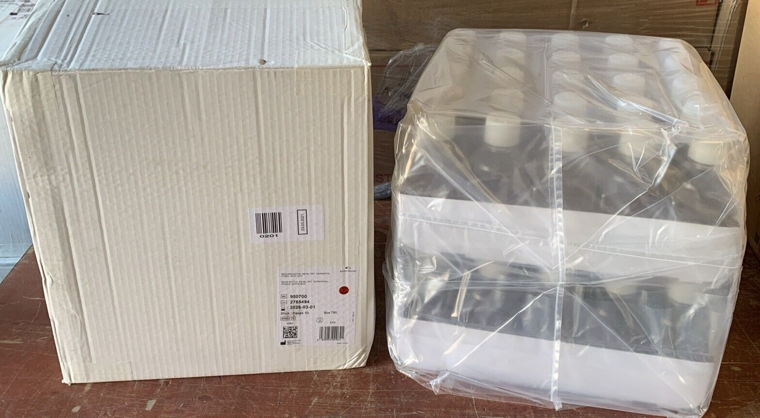 (50-Pack) Greiner Bio-One 950700 Sterile Tetragonal 500mL PET Media Bottle w/Cap