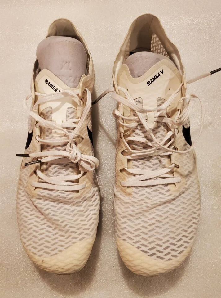 Nike Zoom Mamba 5 White Black Shoes AJ1697-001 Men’s 13 without Spikes - Image 3 of 4