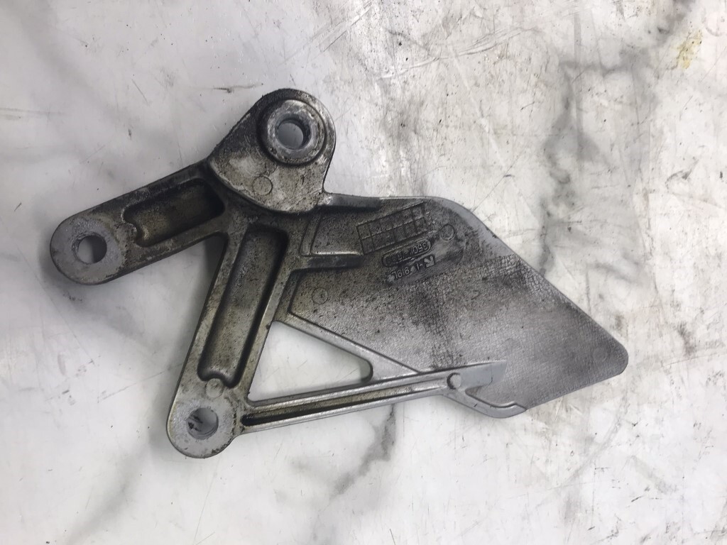 【専用】たけっペ 96 Kawasaki ZX9 ZX 9 900 ZX900 Ninja Front Right Foot Peg