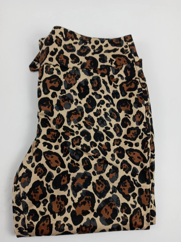 Pantalones Worthington Mujer Talla 8 Estampado Lepoardo Recortados City Chic Foto 3 de 4