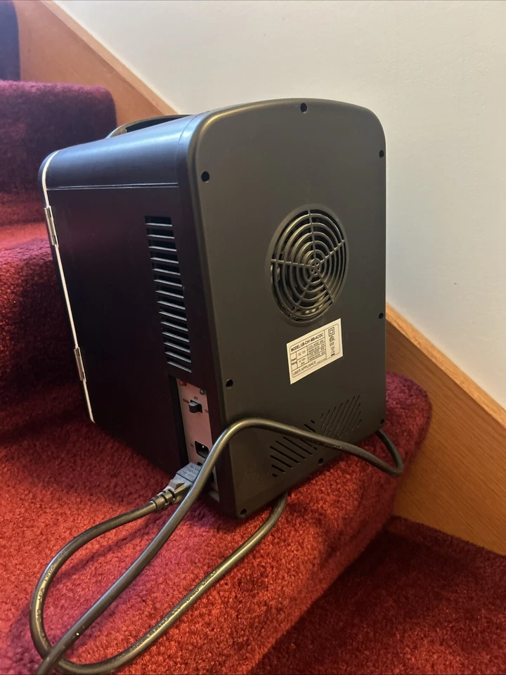 Uber Appliance UB-CH1-MB, Skin Care, Beauty, Makeup, Cosmetics Storage | Skin... - Image 3 of 3