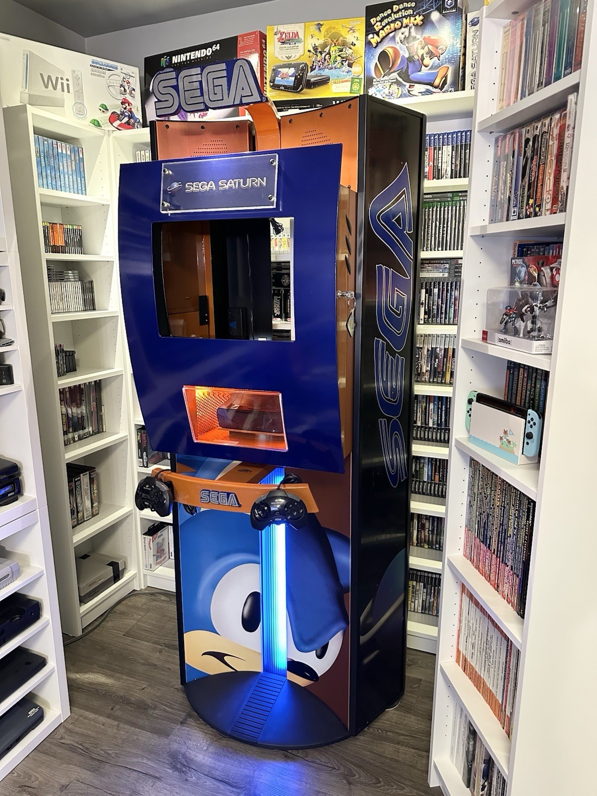 Sega Saturn Sonic The Hedgehog Kiosk Demo Unit 1994 - Super RARE, Amazing Shape!