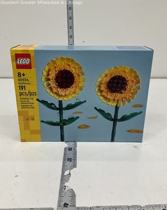 (Sealed) LEGO Sunflowers 40524 IOB 191 Pcs Set