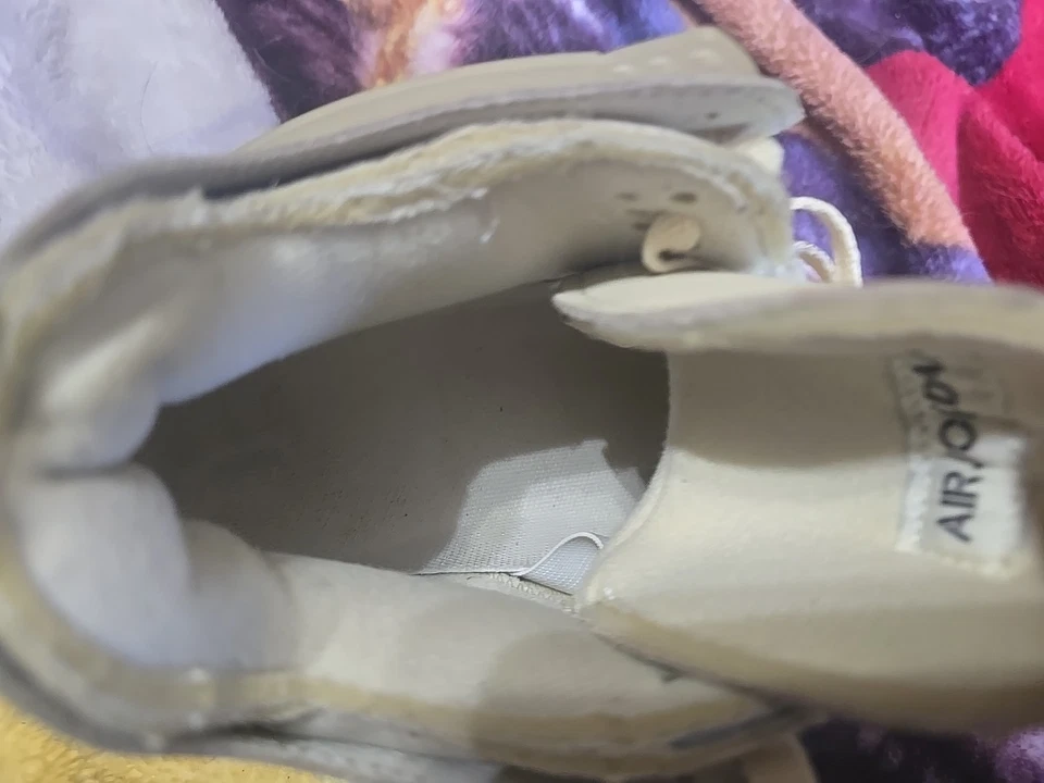 Nike Air Jordan Off White  size 11 nice - Image 4 of 4