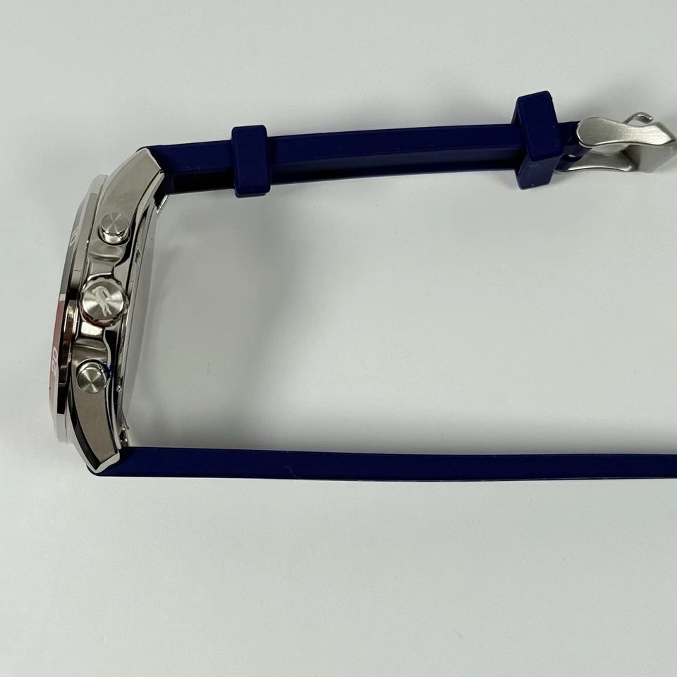 Lacoste 2011154 Men's Tiebreaker Blue Dial Silicone Strap Chronograph Watch - Image 4 of 4