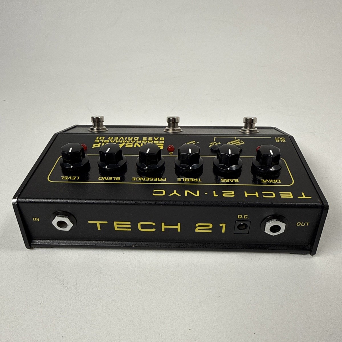 Tech 21 NYC SansAmp Programmable Bass Driver DI 3 Channel Bass