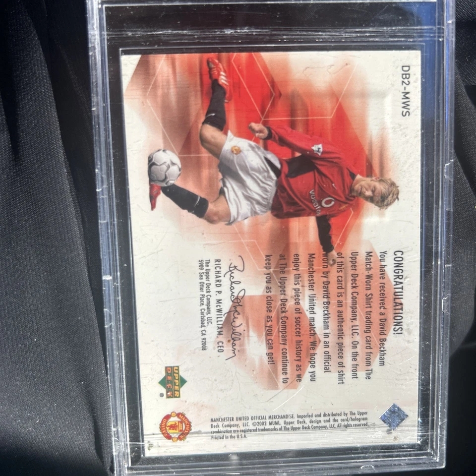 Tarjeta de camiseta Upper Deck Manchester United 2002 David Beckham usada en partido Foto 2 de 2