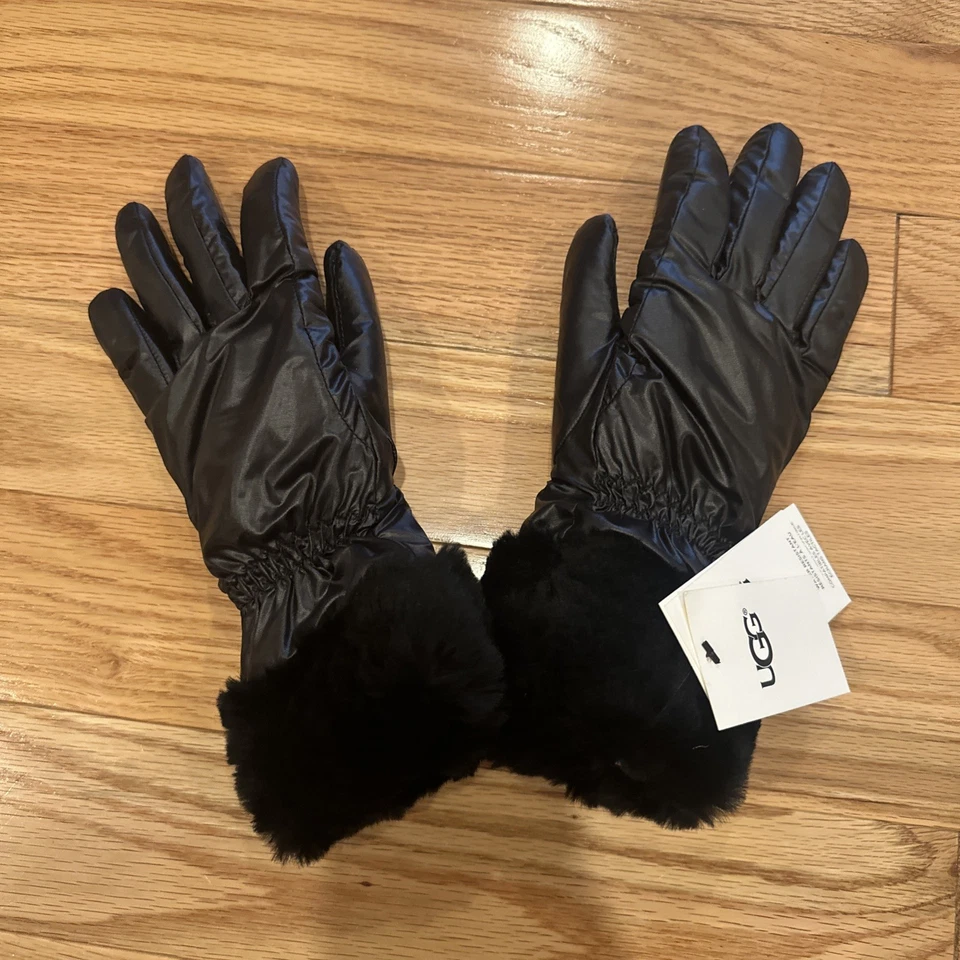 NWT UGG Women’s Water Resistant Touch Screen Gloves, Black, Size Small - Image 2 of 4