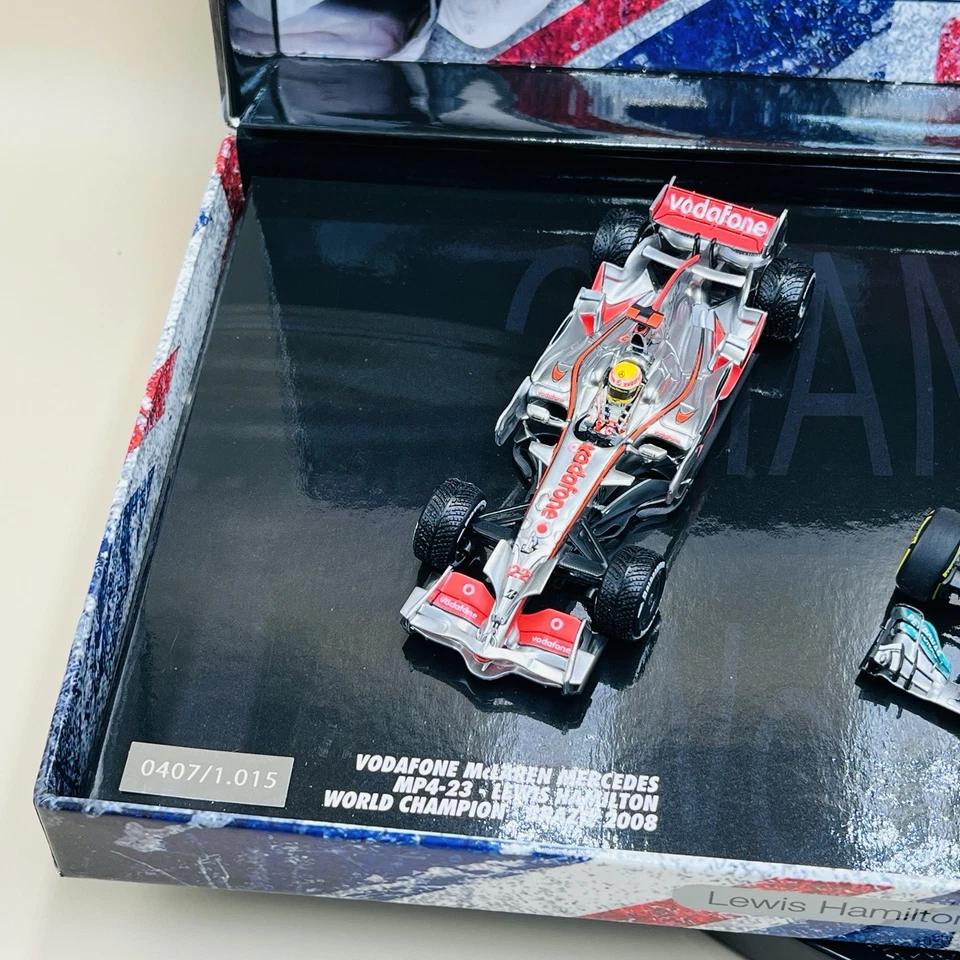 Minichamps 1/43 Lewis Hamilton 3 Set World Champion 2008 2014 2015 412081415 - Image 2 of 4