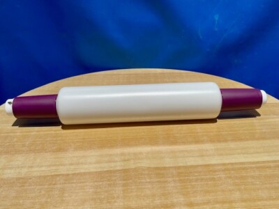 Tupperware Rolling Pin 18  Deep Purple & White Fill N Chill New 