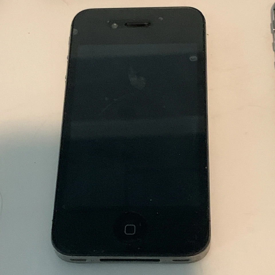 Lote de 2 iPhones 4s y Tablet RCA Foto 3 de 4