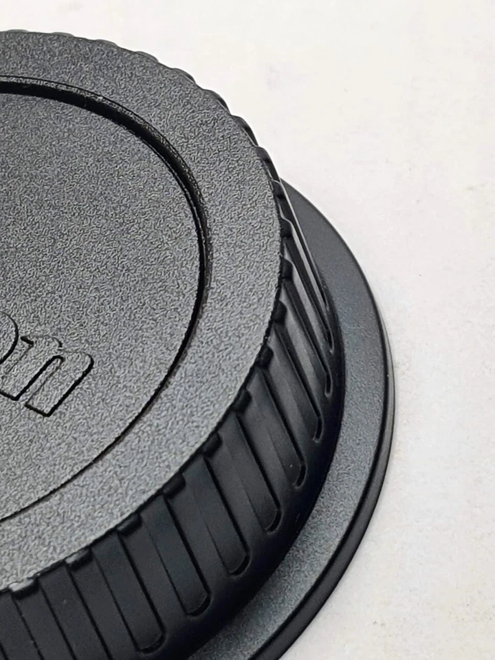 Canon EF EF-S Rear Lens Cap OEM 18-55mm IS II zoom kit Taiwan Original Cover - Image 4 of 4