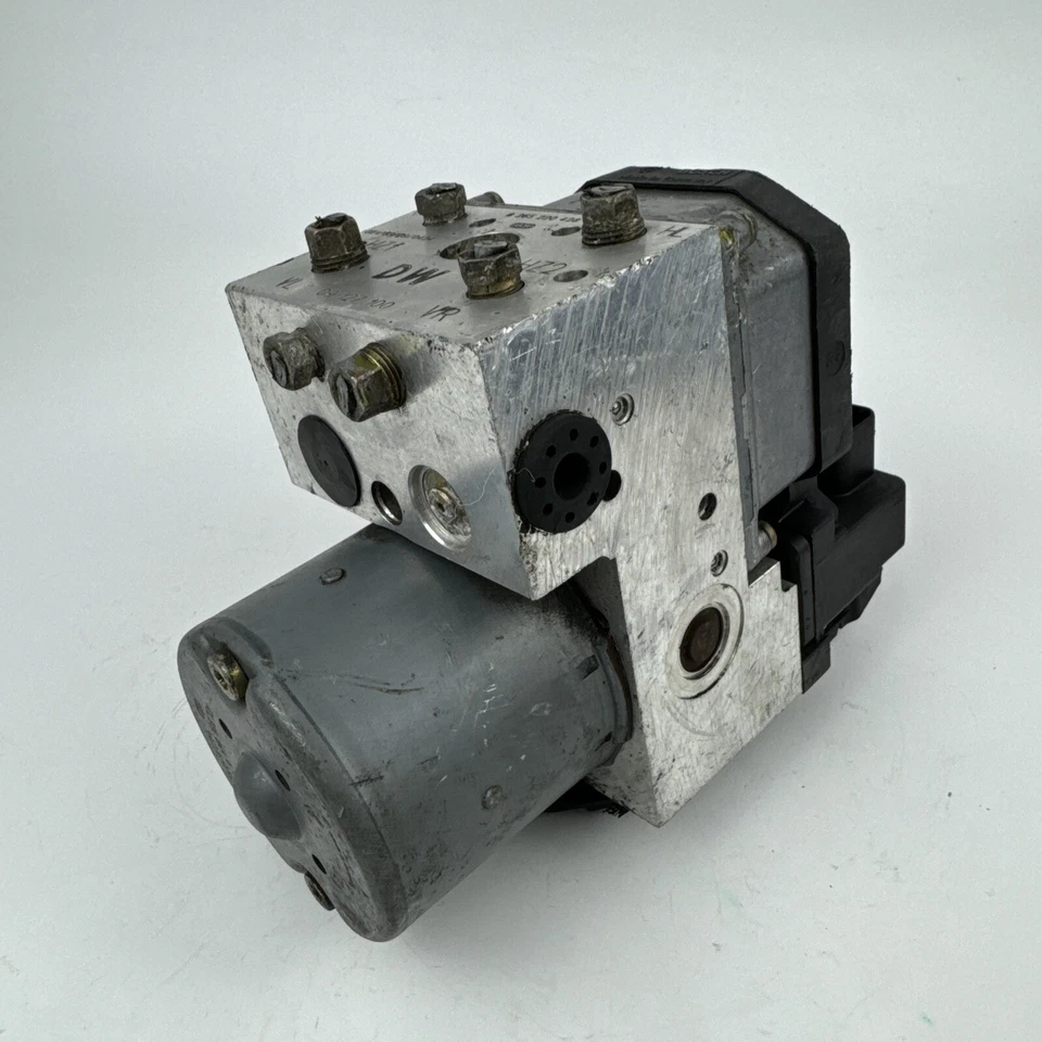 SEE PHOTOS!!! 2000 00 CADILLAC CATERA ANTI-LOCK ABS BRAKE PUMP MODULE09127100 - Image 3 of 4
