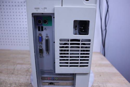 Computer desktop usato vintage originale Dell Dimension L866r + Pentium III 866 MHz - Foto 10 di 15