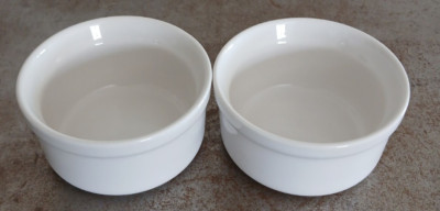 2 Goodcook White Ceramic Ramekins 3.25''x3.25''x1.5'' 6oz