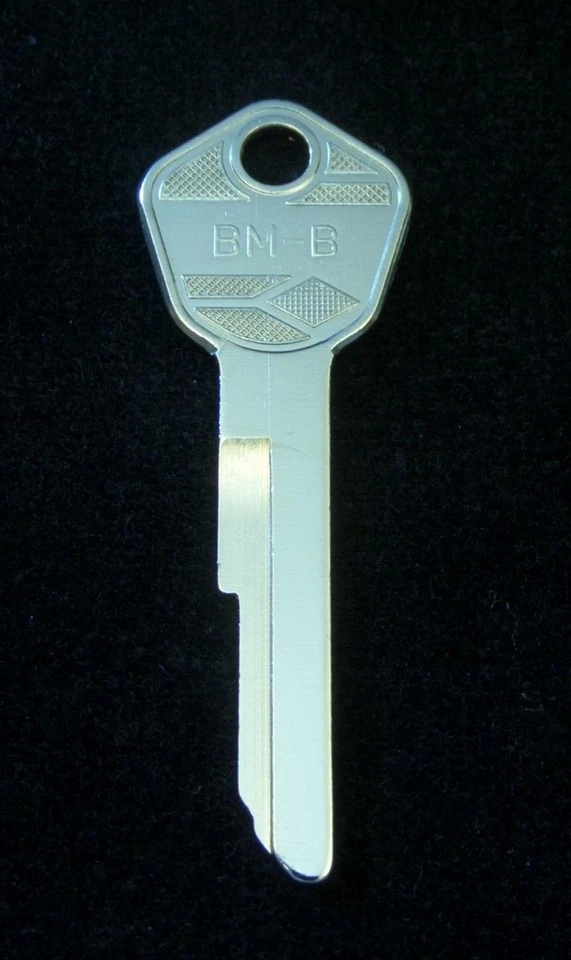 WT3 BMW puerta maletero llave en blanco 1968-1976 2000 2002 1800 1802 1600 1602 Foto 2 de 4