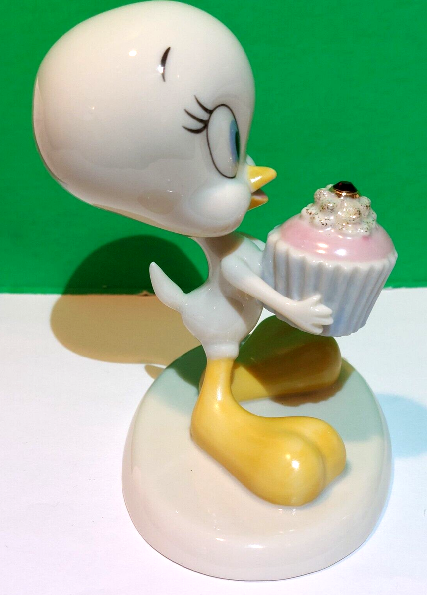LENOX a PRESENT FROM TWEETY Figurine Looney Tunes January -- NEW
