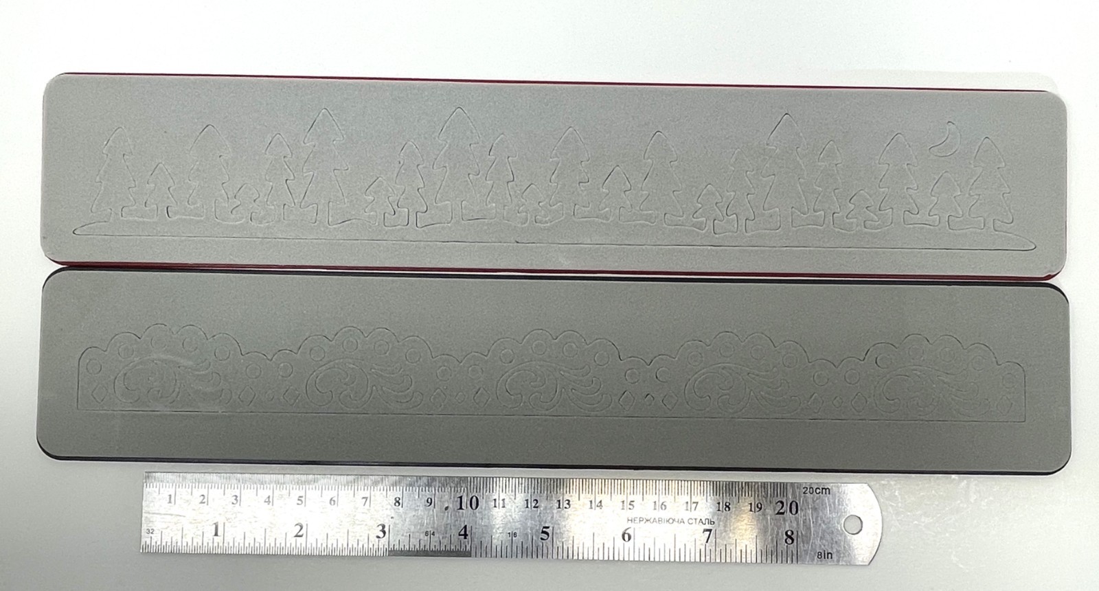 Set of 2 Sizzix Cutting Dies