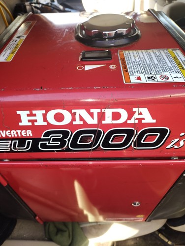 Honda Generator Inverter Gasoline Powered 120V EU3000is