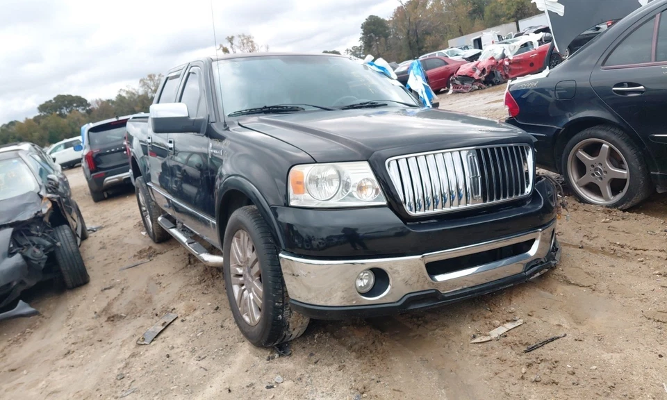 2006 Lincoln Mark LT Automatic Transmission OEM 158K Miles - LKQ439189660 - Image 2 of 4