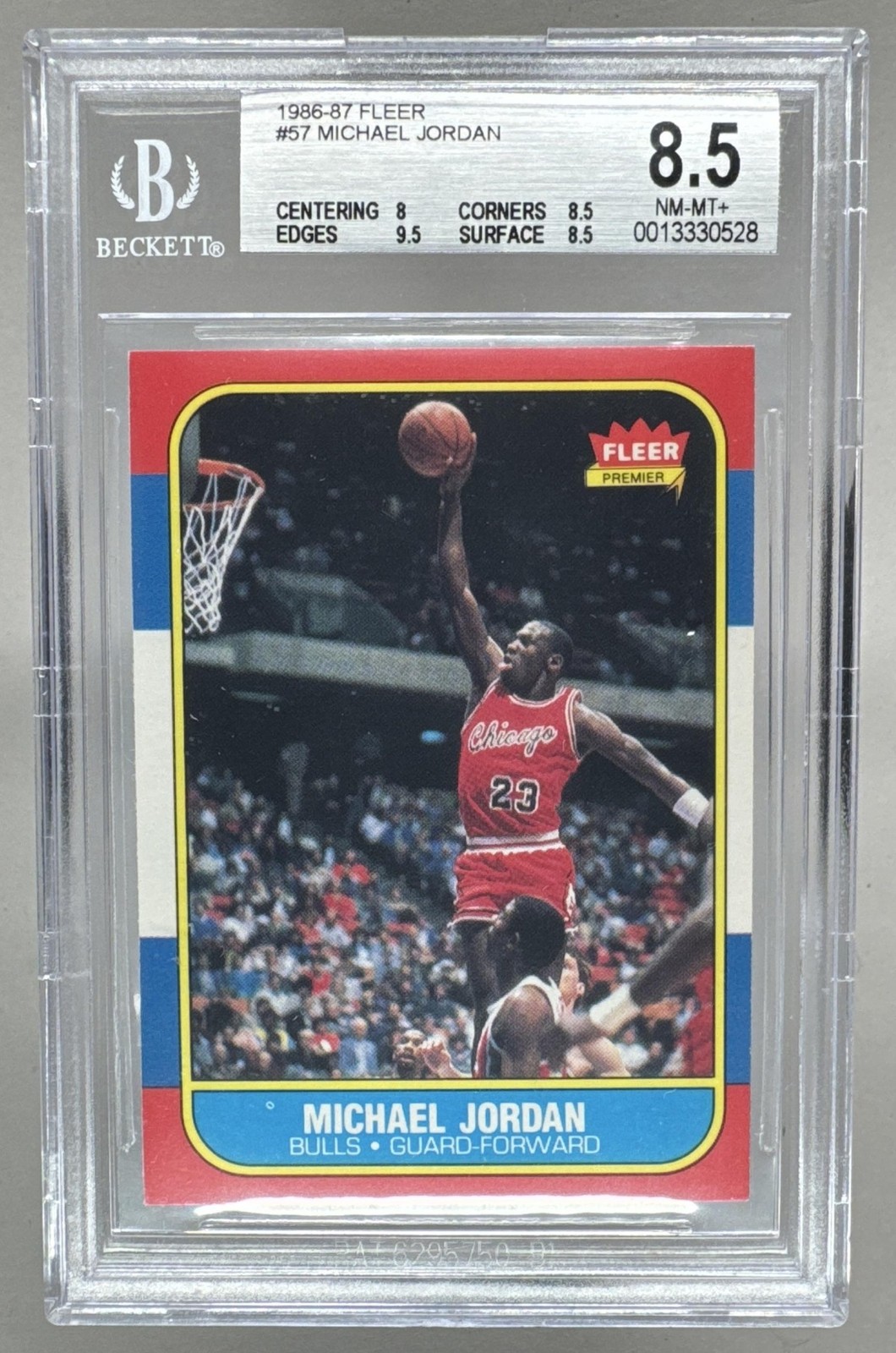 0013330528 Michael Jordan 1986 Fleer #57 Rookie RC BGS 8.5 w/9.5 EDGES