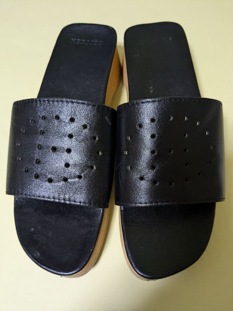HERMES Sandals Shoes EU 37 US 7 Black Authentic