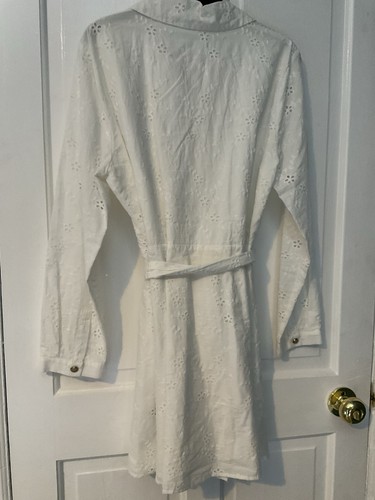 Beautiful White Zara Broderie Anglais Dress Size Large - Picture 4 of 4