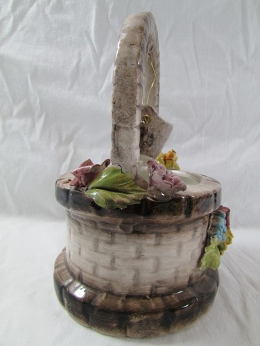 Porcelana italiana vintage Capodimonte 7" flores con sello - Imagen 3 de 12