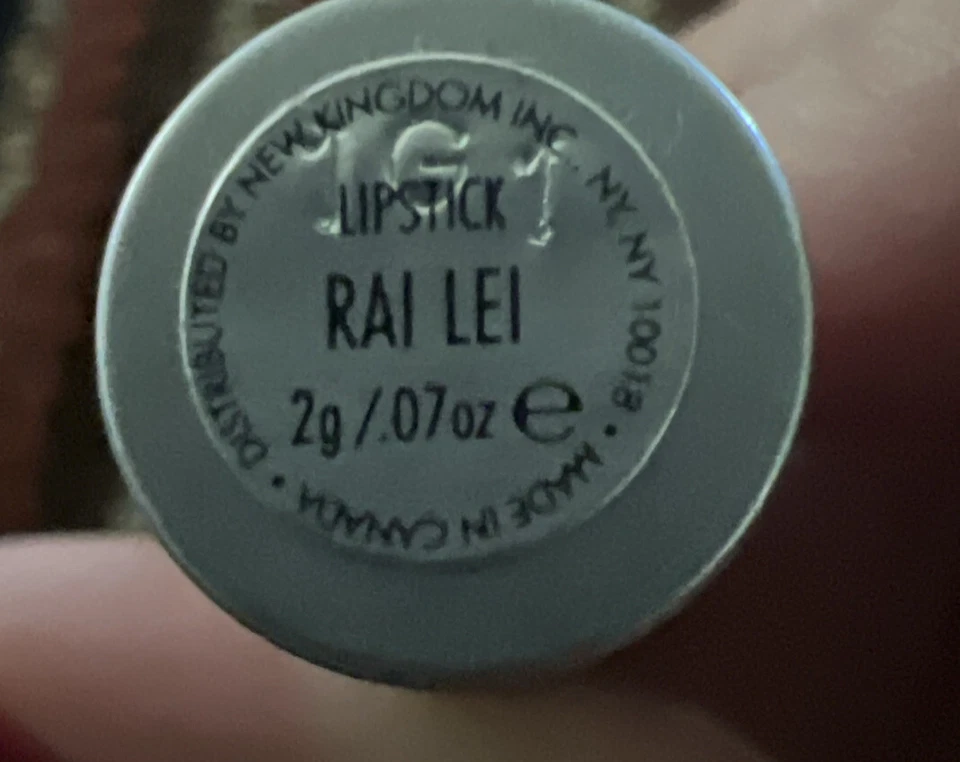 sue devitt Lipstick In Rai lei - Image 2 of 3