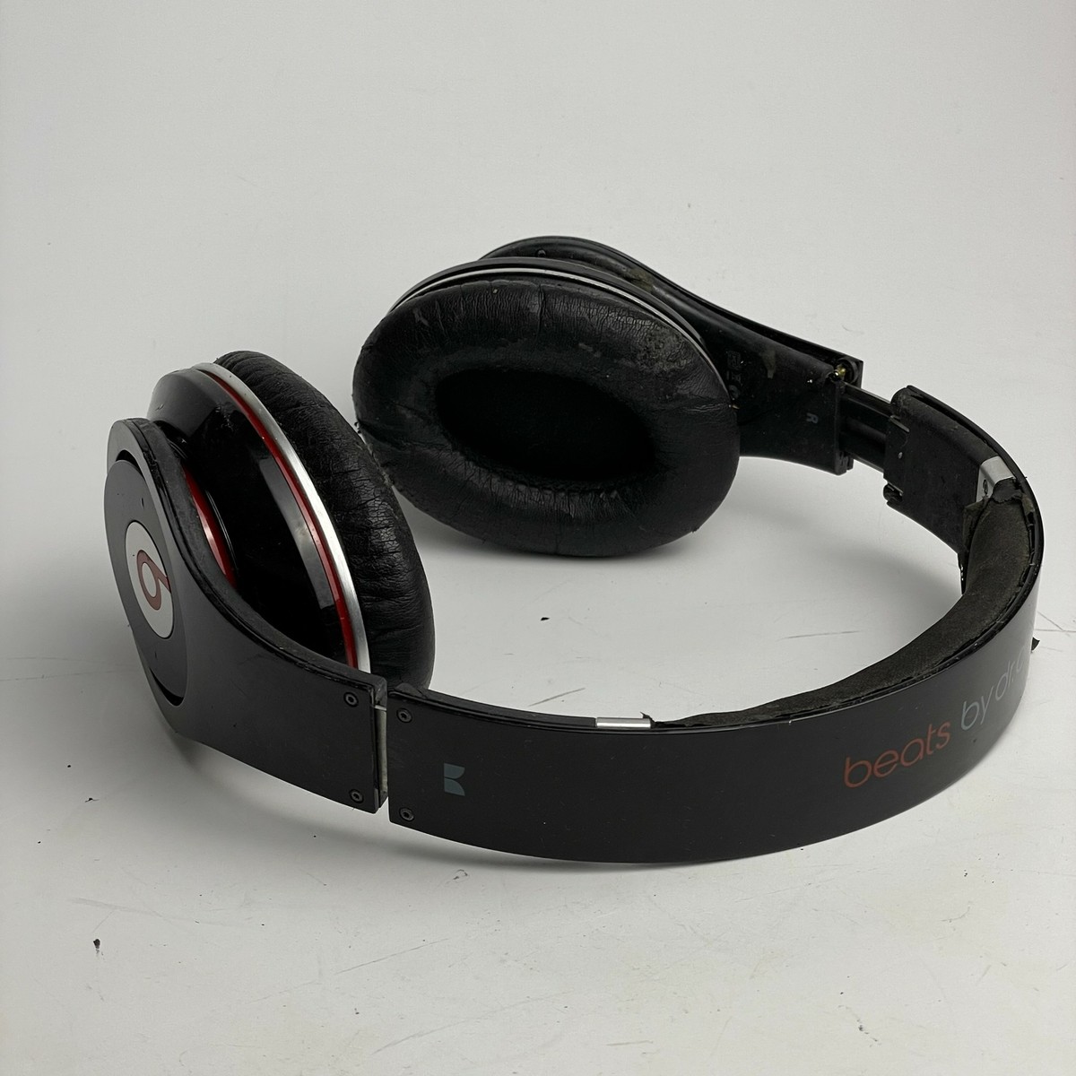 Beats By Dr. Dre Monster (190003-00) Adjustable & Foldable