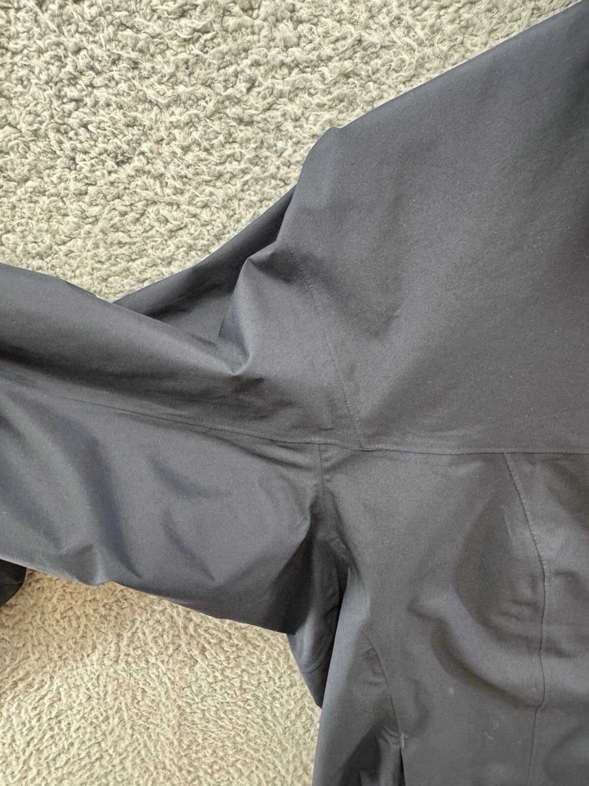arcteryx dark windbreaker zip up euc jacket